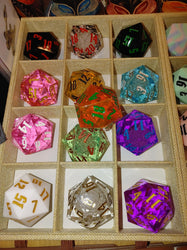 Huge D20 55mm - Marble: Marble Pink/Black