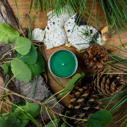 White Forest Gaming Candle: 8oz