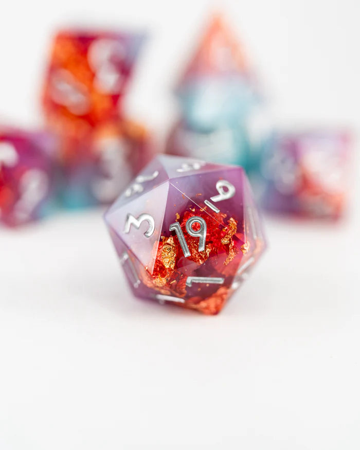 Amorentia | 7 Piece Sharp Edge Dice Set